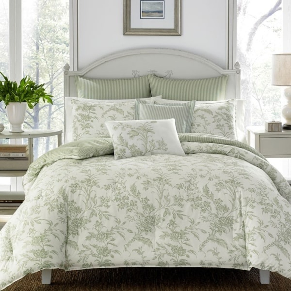 Laura Ashley Natalie Green Cotton Duvet Cover Set - Full - Queen